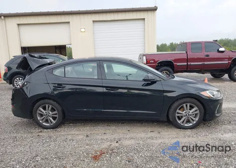 2017 Hyundai Elantra Value Edition из США, поврежденный, VIN 5NPD84LFXHH186274